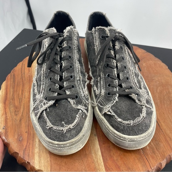 Nothing New Kicks Black Canvas Gray Distressed Sneakers Mens Sz 10 - Picture 2 of 7